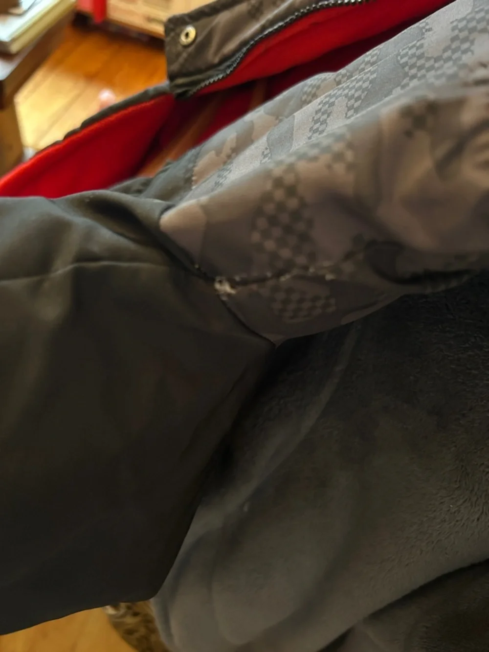 Camo Snowsuit One Piece | Boys Size 6 | Carter’s Winter Suit - Picture 6 of 6